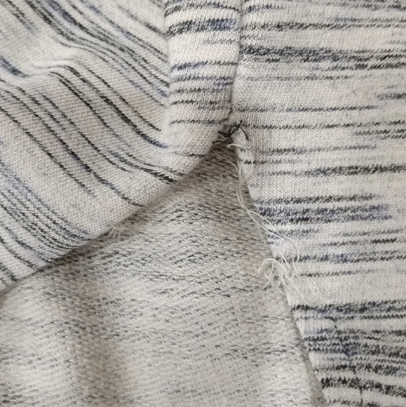 Free planet firm fitting hoody. Large - Picture 3 of 5